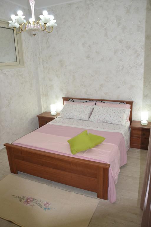 גיארדיני נאקסוס Casa Vacanza Sweet Home מראה חיצוני תמונה
