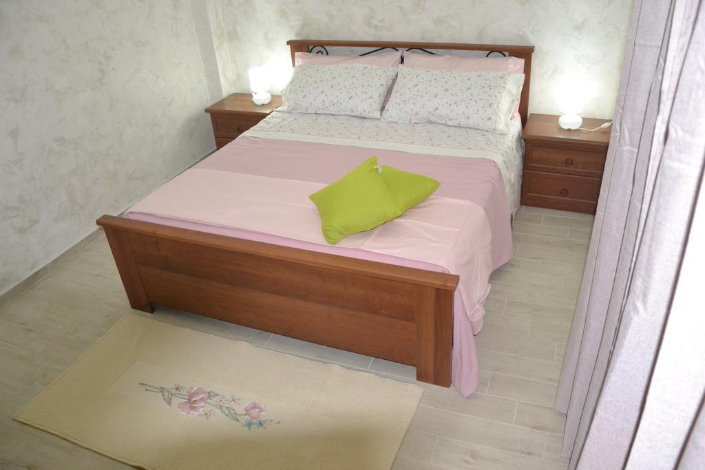 גיארדיני נאקסוס Casa Vacanza Sweet Home מראה חיצוני תמונה