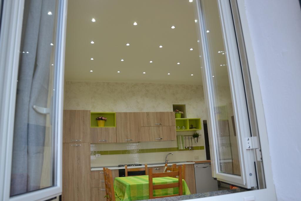 גיארדיני נאקסוס Casa Vacanza Sweet Home מראה חיצוני תמונה